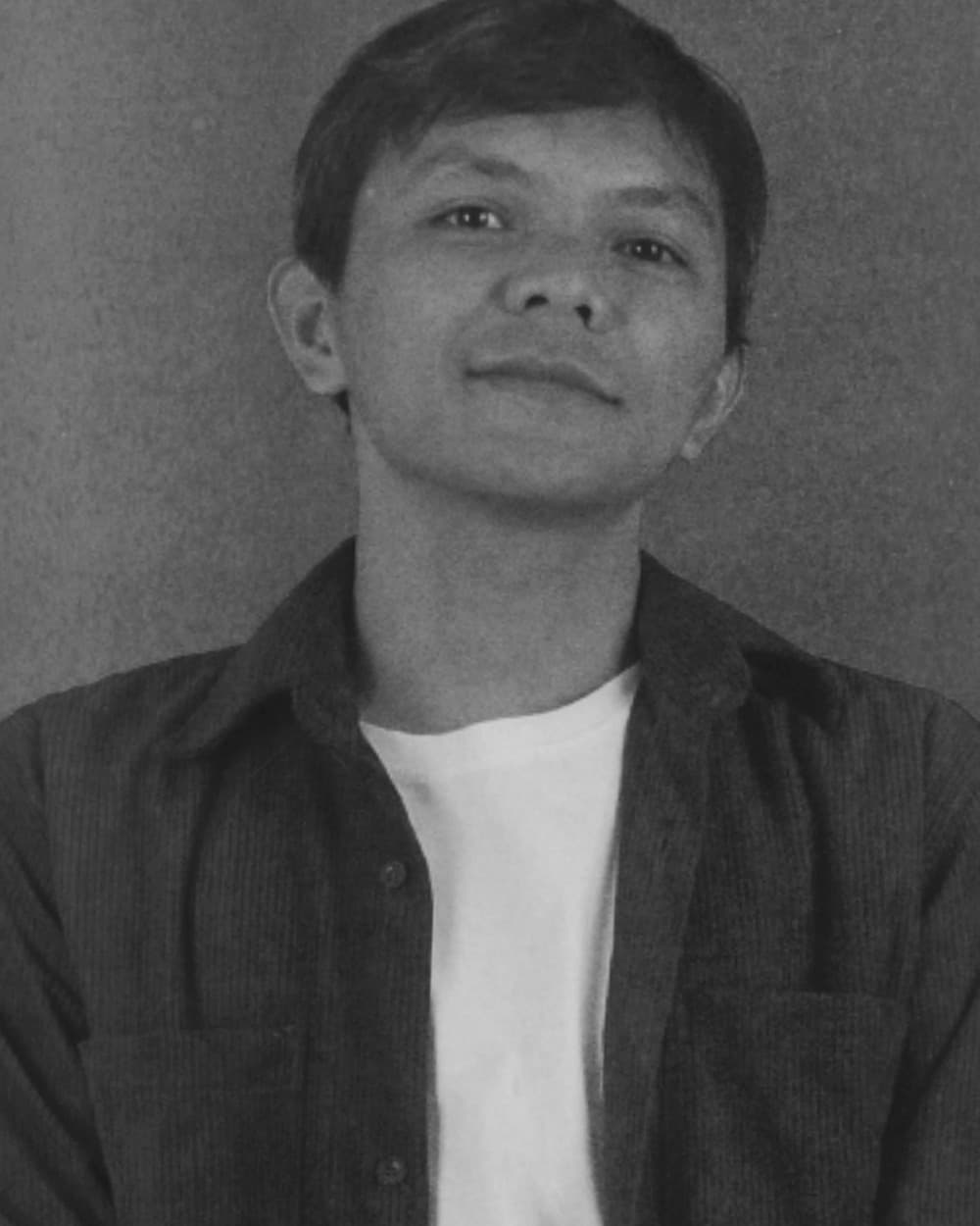 Fazar Maulid Putra, Bass and Lead Vocal